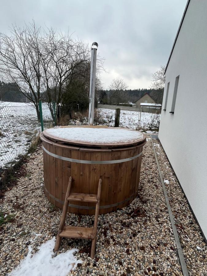Bela pod BezdezemVilka Petra Pod Bezdezem别墅 外观 照片